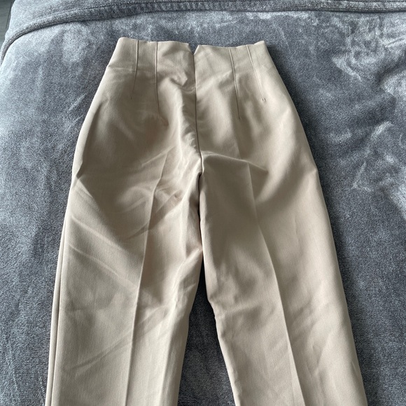Zara High Waisted Pants - XS - Picture 6 of 6